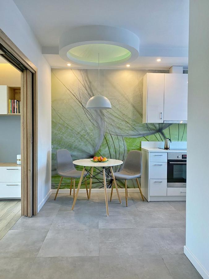 Capital Towers - Apartament Green Z Widokiem Na Rzeke 제수프 외부 사진