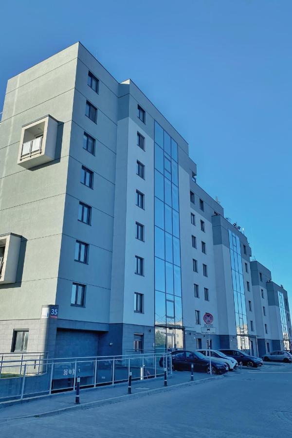 Capital Towers - Apartament Green Z Widokiem Na Rzeke 제수프 외부 사진